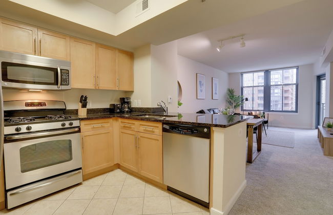 Relaxing Vibe Alexandria Apts - Photo 48