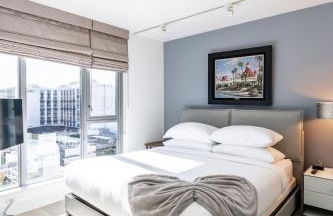 Skyline Escape in the Heart of Downtown - Foto 20