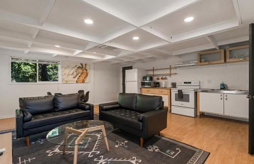 Guest House, Accessible to Downtown, & Fast WiFi! - Foto 2