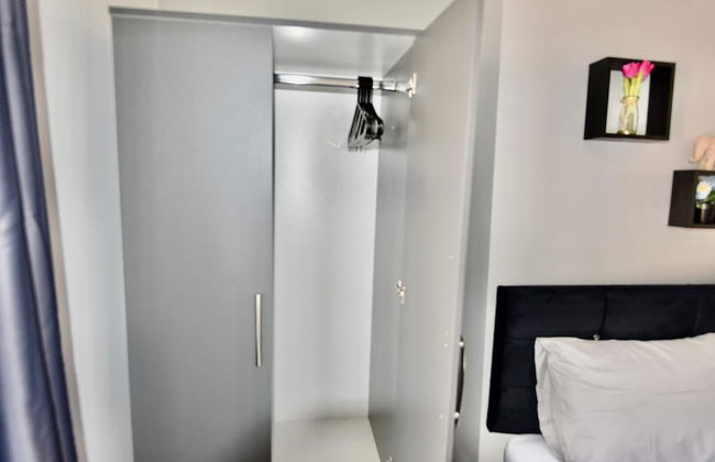 Cheer full 4 Bedroom House Train Station - Foto 19