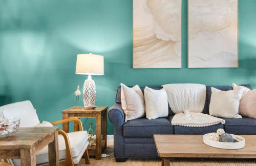 Steps to the Beach Pool Courts Family Fun - Foto 8