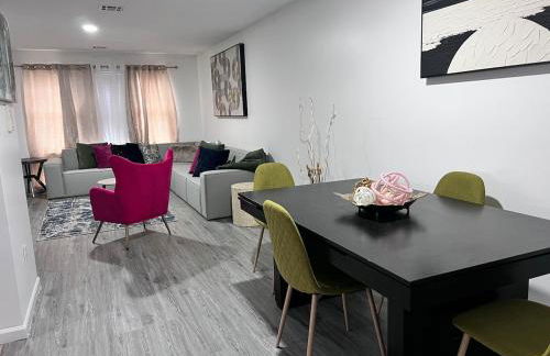 Exquisite Luxury 3KINGs Bed, 2 Bath - Foto 14