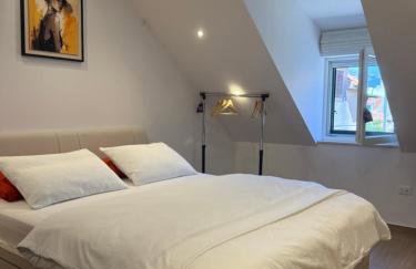 La Casa di Varos Old Town Apartments - Photo 10