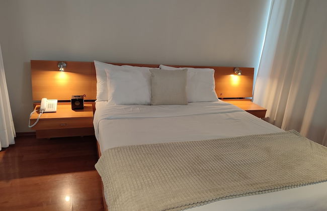 Lombardo Suites - Photo 12