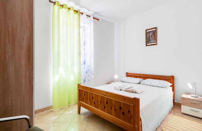 Secluded Apartment in Poreč with Garden - Photo 8