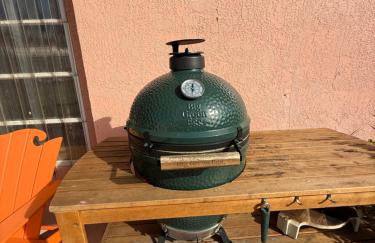 Pet-Friendly 3BR Coastal Retreat Walk to Beach - Foto 26