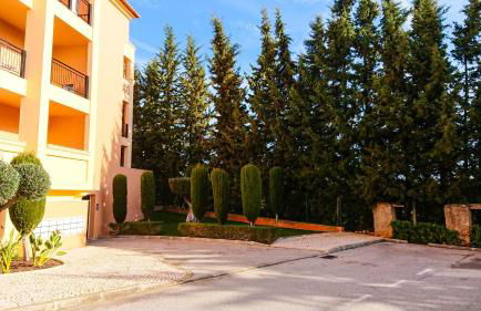 Luxury 3-bedroom apartment at high-end Praia da Luz - Photo 36