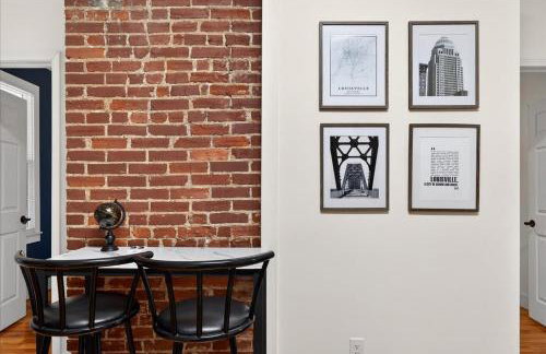 Cozy 2-Floor Home 5BR 3BA 2 Kitchens Backyard - Foto 34