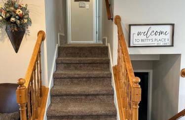 Betty's Place II - Photo 8