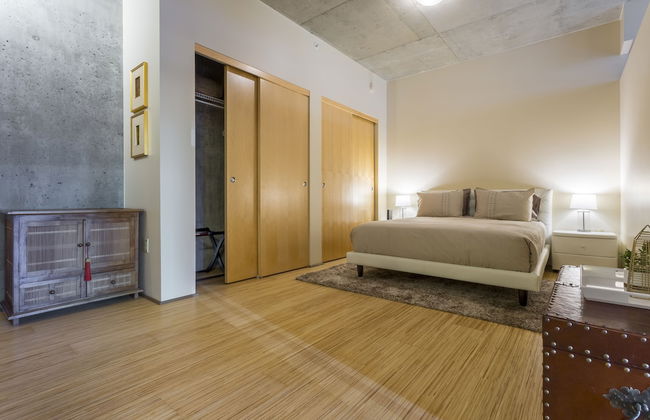 Domicile Suites at Mark on 8th - Photo 17