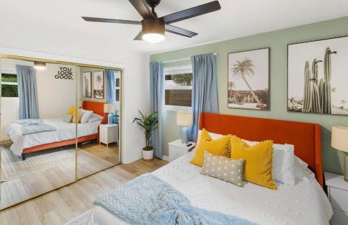 Stylish Condo min from UF & Shands Pets Welcome! - Photo 14