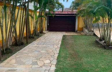 Casa em Ilhabela - Próxima à Praia do Curral - Foto 4