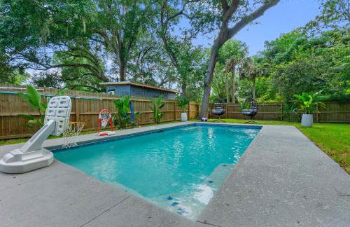 Secret Pool Cabana- Mins to Downtown and Beach - Foto 46