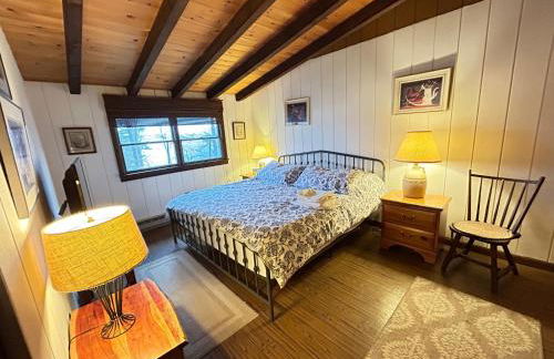 Lakefront Cabin Pvt Beach and Dock - Sunset Marina - Foto 24