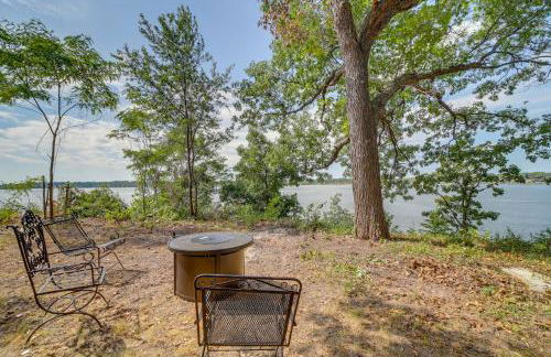 Private Hot Tub and Dock Lakefront Grove Retreat! - Foto 22
