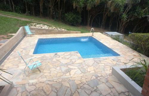 Linda chácara em Ibiuna com lago e piscina - Foto 13