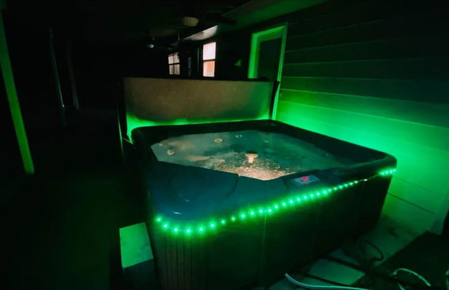 Uhost AI 4BR Retreat Hot Tub Firepit - Foto 42