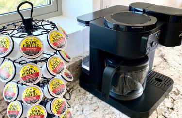 Hot Tub + Views | Cozy Retreat - Foto 3