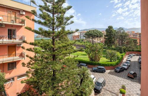 Crystal & Esmeralda Apartment Suites Sorrento - Photo 4
