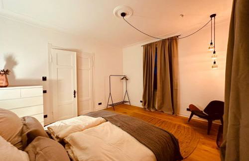 luxuriöse Altbau Wohnung in Denkmal-Villa - Foto 17