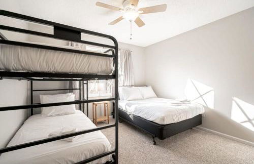 Serene on Sonning- Close to I-26- 20 Mins to Midtown - Foto 18