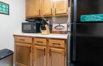 Booking.Com Exxlusive: Fully Furnished One Bedroom Entire Apartment With Full Size Bed. For One Person Or Couple, Soulmate Positive Friendship - Foto 11