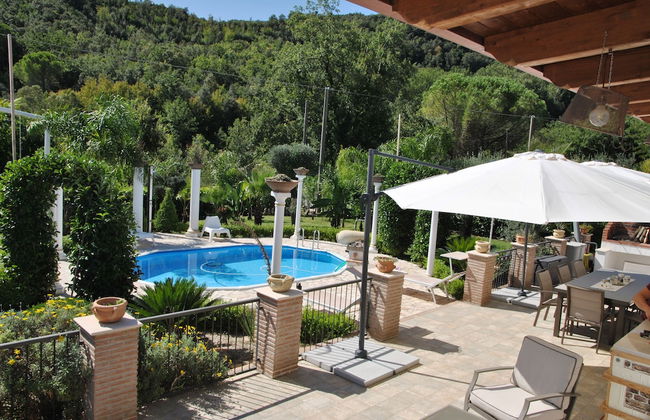 Villa Giselda With Private Pool and Outdoor Whirpool - Photo 25