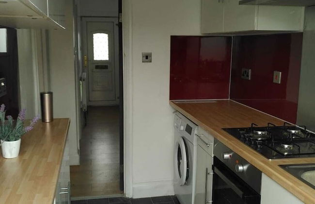 Remarkable 3-bed House in Hounslow - Foto 5