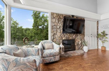 Private Dock, Pool + Hottub, Game Room, Firepit Paradise Pointe by Avantstay - Foto 25