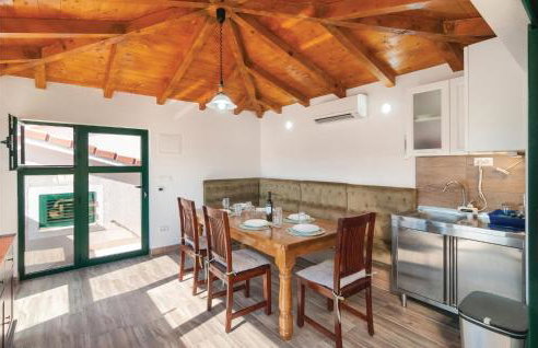 4 Bedroom Stunning Home In Neoric - Foto 38