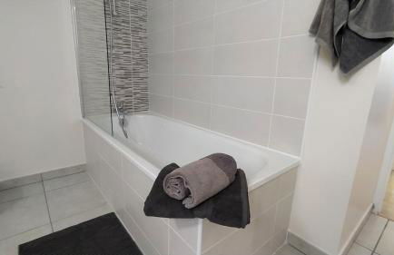 Villa Poète avec jardin 3 Chambres Parking gratuit - Foto 16