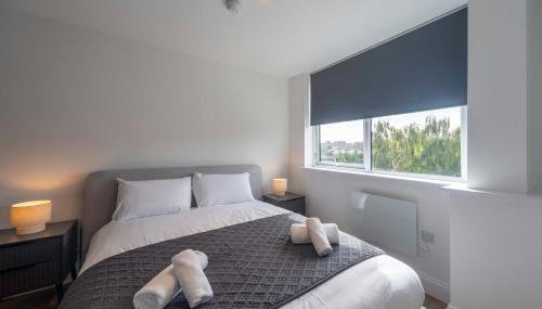 Modern 1 Bed Apartment in Gravesend w Games Room - Foto 3