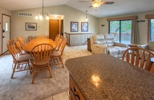 Boat Dock! Lakefront Group Getaway in Eldon - Photo 11