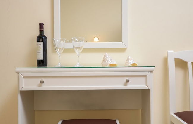 Sun Beach Hotel - Photo 6