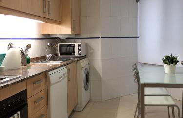 Designer's Flat - 3 Bdrm - Wifi - Best Location - Photo 21