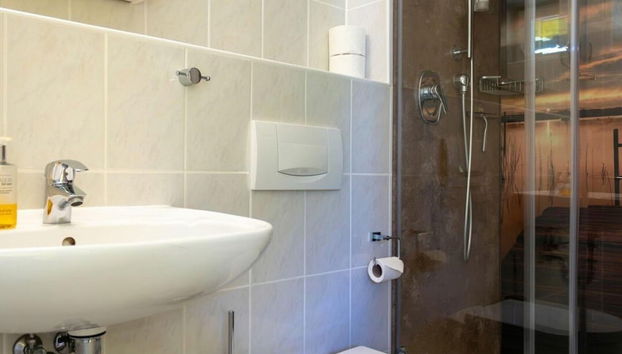 Comfy Apartment With Terrace - Foto 5, Baño