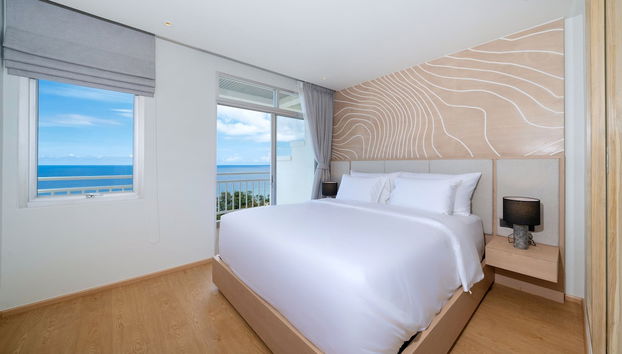 Sea View Chic Design 2BR Karon Condo 16C - Foto 2, Habitación