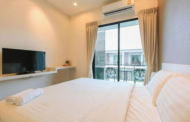 The Title Beach Front - Photo 11