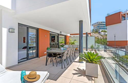 Blue Lady by the Sea - Photo 34