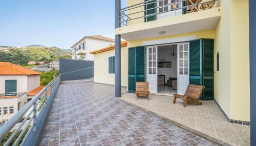 The Balcony - By Wehost - Foto 2