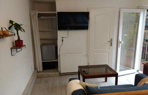 Ruhiges, gemütliches Zimmer mit Bad für 2 Personen, mit Gartenterasse - Foto 15