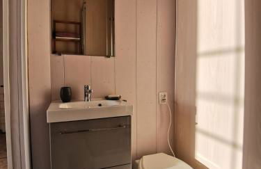 Grand studio face à la mer - Photo 11