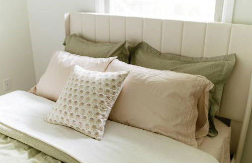 5 Min to Adventureland and Casino - Fenced in yard - Foto 2