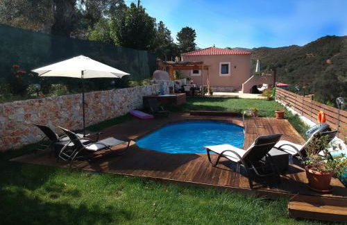 Ampelos Cretan Villa - Private Pool & Heated Ozone Jacuzzi - Photo 5