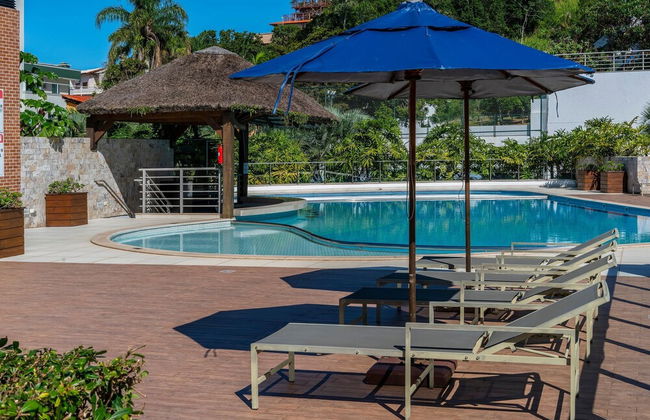 Apto vista mar 4 dormitórios e piscina - Foto 17