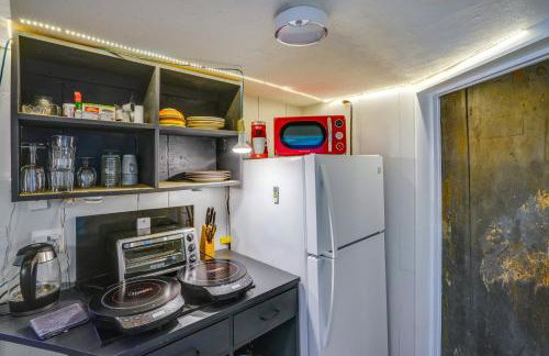 Hike, Fish and Ski Riverside Barn Loft in Lee - Foto 3