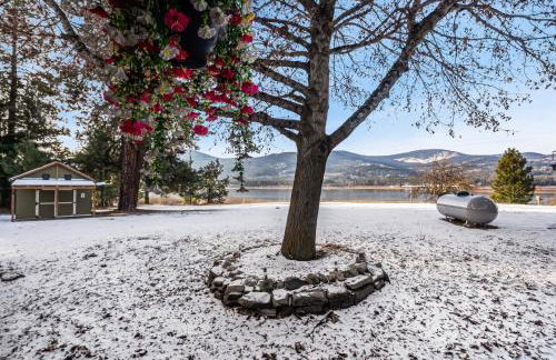 MacArthur Lakefront • Sunroom • Sleeps 6 - Foto 49