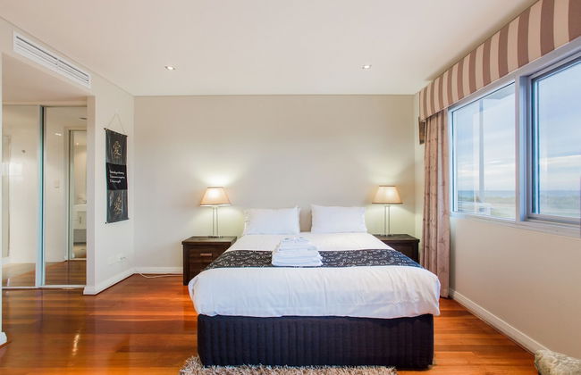 Spinnakers by Rockingham Apartments - Photo 16