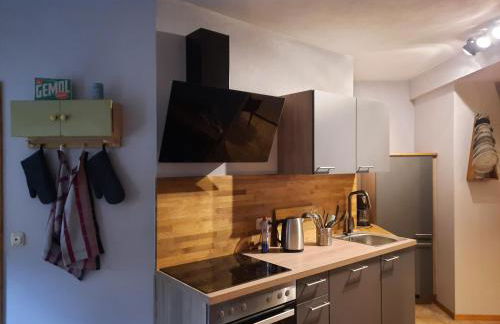 Urlaub im Friseursalon - Foto 3