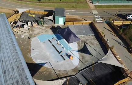 Elegant 2 Bed 1 and Half Bath Caravan in Holiday Resort Village - Photo 46